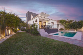 Modern Villa close to Costabella beach